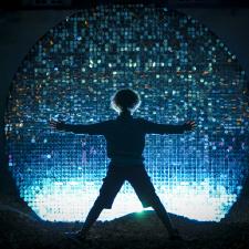 Oceana Lumina MomentFactory