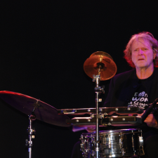 Homme à la batterie