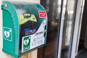 photo d'un défibrillateur automatique