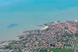 Vue aérienne des côtes